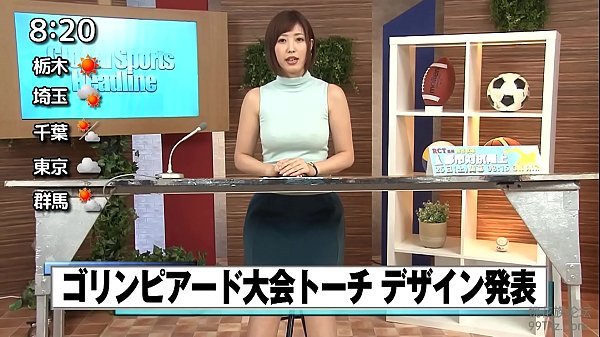 Asahi Mizuno presents sports news while getting fuck