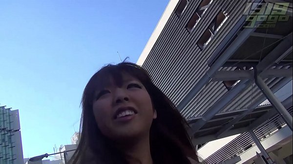 Yumesaki Kanon Car Ride in the City JAV